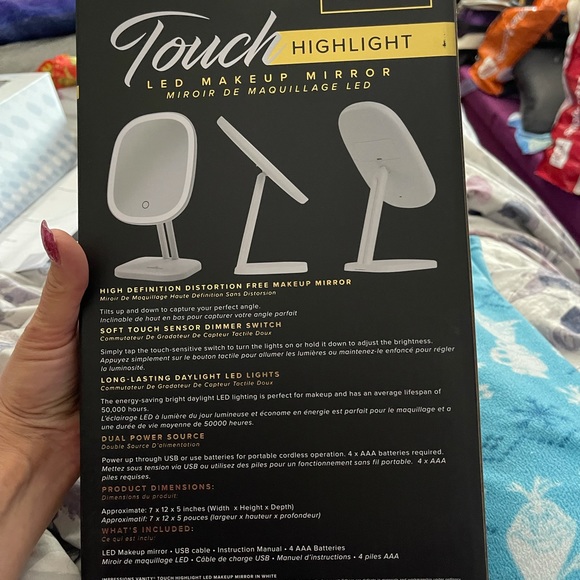 Impressions touch highlight-led makeup mirror - Picture 2 of 3